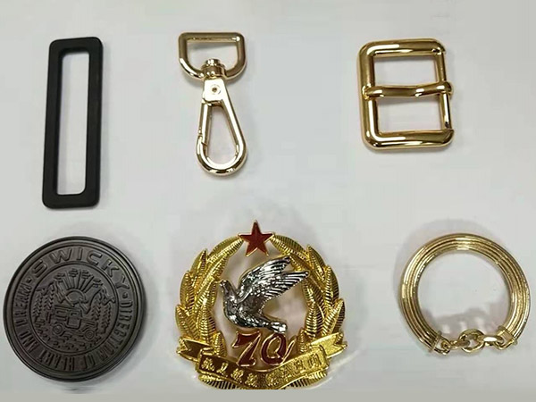 箱包五金